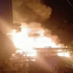 Misteri Kebakaran Kantor Bupati Bulungan: Asap Tebal Menyelimuti Langit Kota Tanjung Selor
