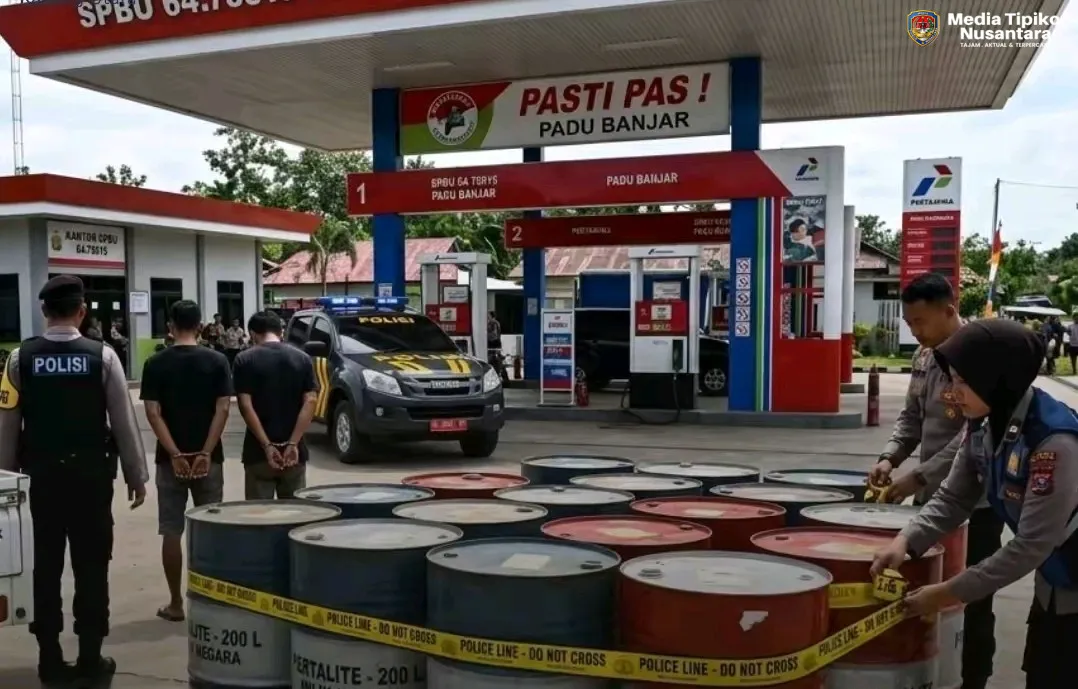 POLDA KALBAR Berhasil Menyita BBM Subsudi 17 Drum Jenis Pertalite Di kayong utara Hasil Kongkalikong