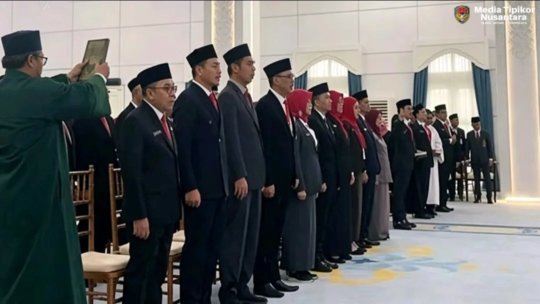 GUBERNUR RUDY MAS’UD LANTIK 110 PEJABAT,SIAPKAN MANAJEMEN TALENTA KALTIM
