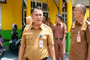 Kadis Pendidikan Merangin Luncurkan Gerakan Spesial:Ayah Wajib Temani Anak Dihari Pertama Sekolah